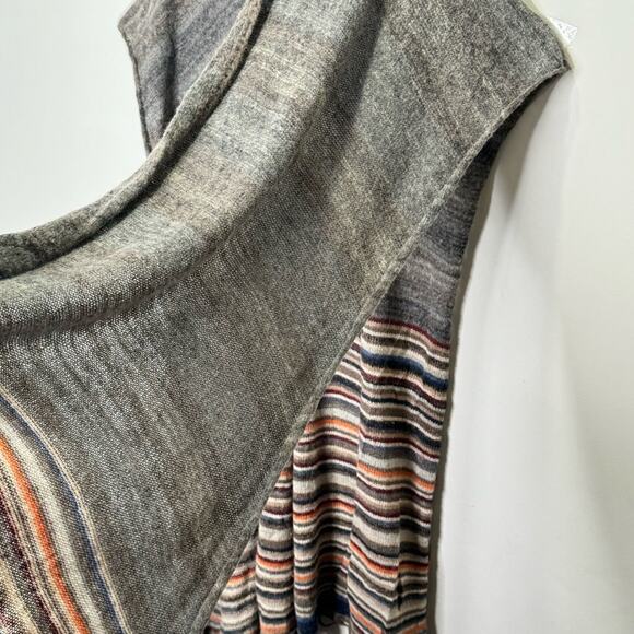 Free People Latitude 30 Wrap Poncho Shawl Rainbow Gray Fringe Sweater Stripe - Picture 7 of 15